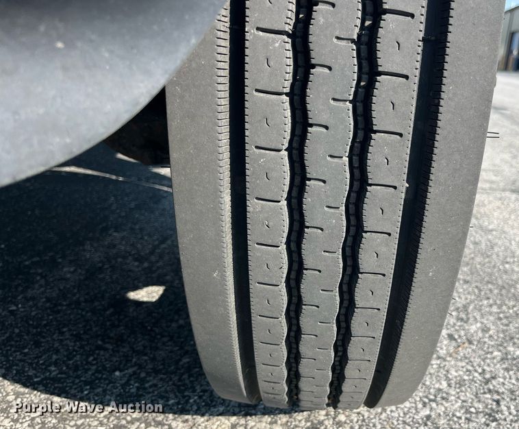 image for item DP2088 2011 Dodge Ram 5500HD  Crew Cab flatbed truck