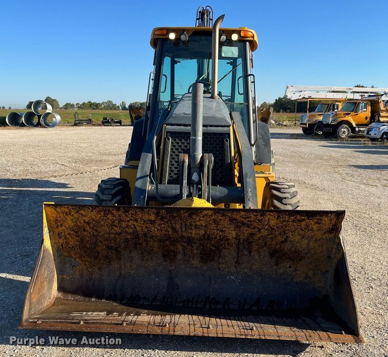 image for item DP2097 2010 John Deere 410J  backhoe