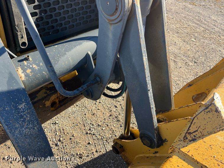 image for item DP2097 2010 John Deere 410J  backhoe
