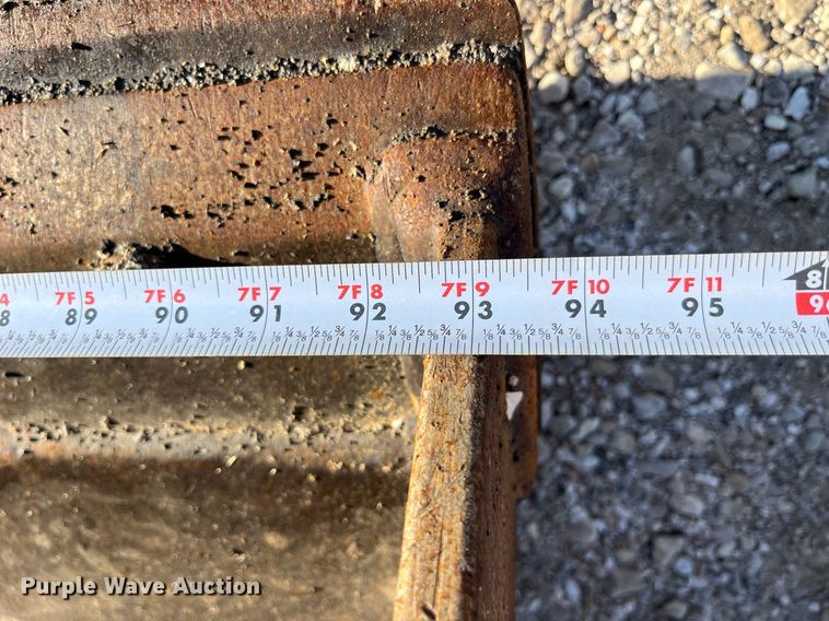 image for item DP2097 2010 John Deere 410J  backhoe