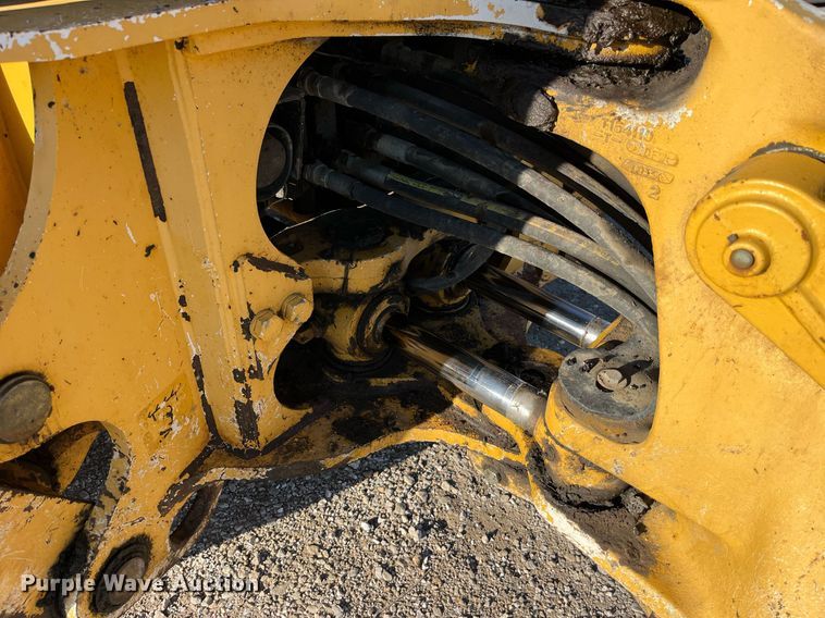 image for item DP2097 2010 John Deere 410J  backhoe