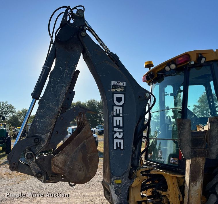 image for item DP2097 2010 John Deere 410J  backhoe