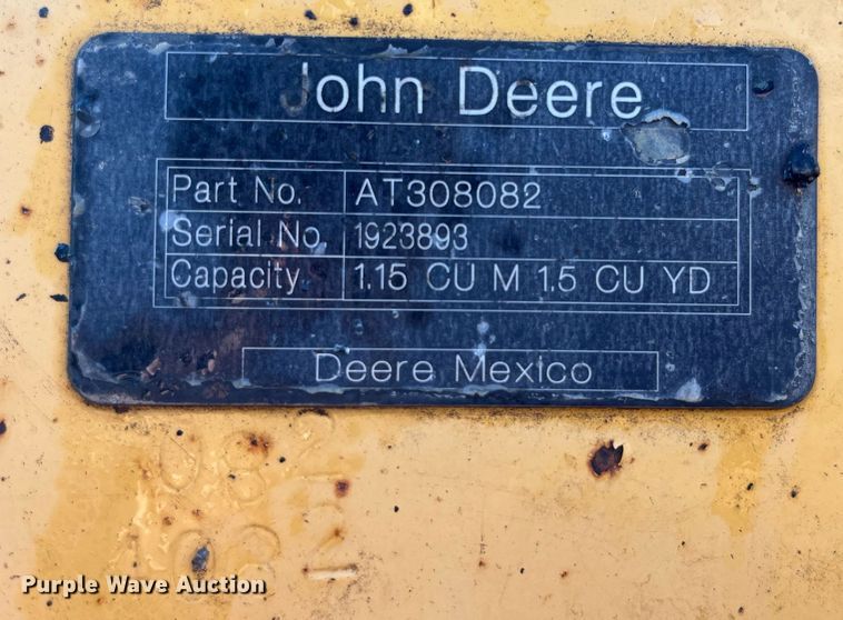 image for item DP2097 2010 John Deere 410J  backhoe
