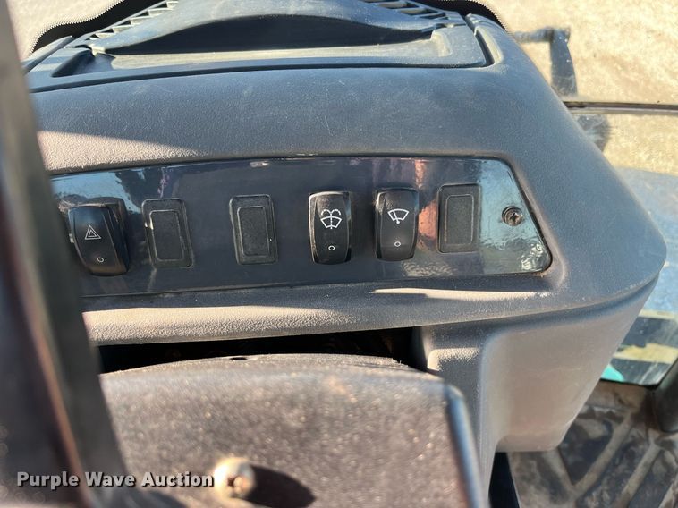 image for item DP2097 2010 John Deere 410J  backhoe