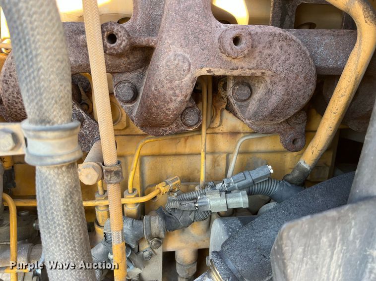 image for item DP2097 2010 John Deere 410J  backhoe