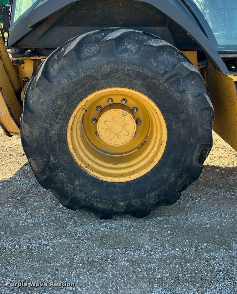 image for item DP2097 2010 John Deere 410J  backhoe