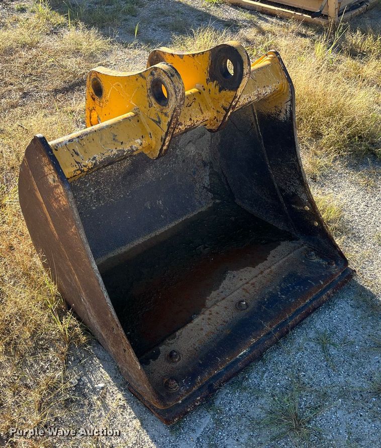 image for item DP2097 2010 John Deere 410J  backhoe