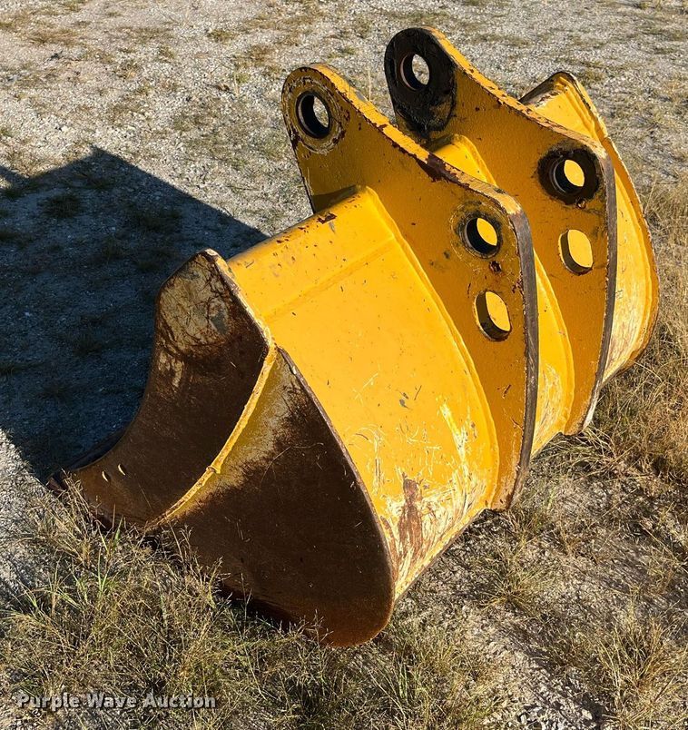 image for item DP2097 2010 John Deere 410J  backhoe