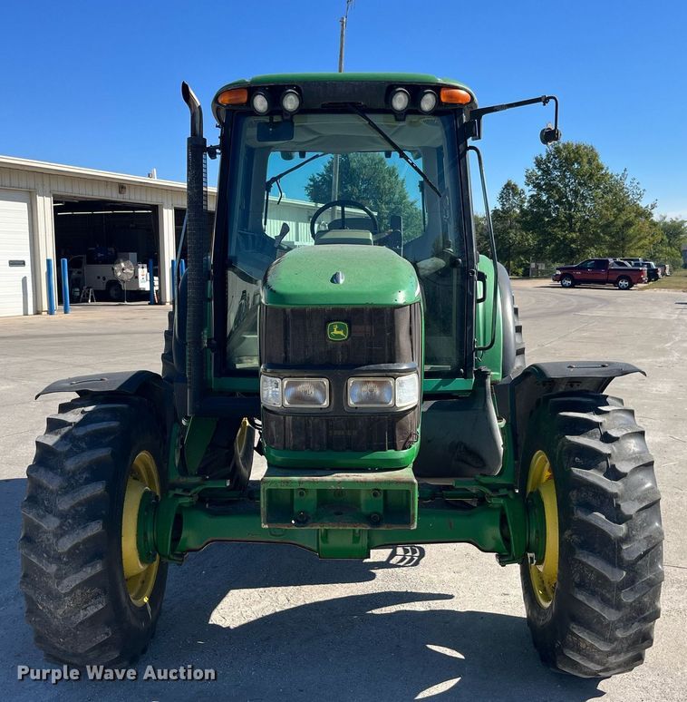image for item DP2103 2006 John Deere 6420  MFWD tractor
