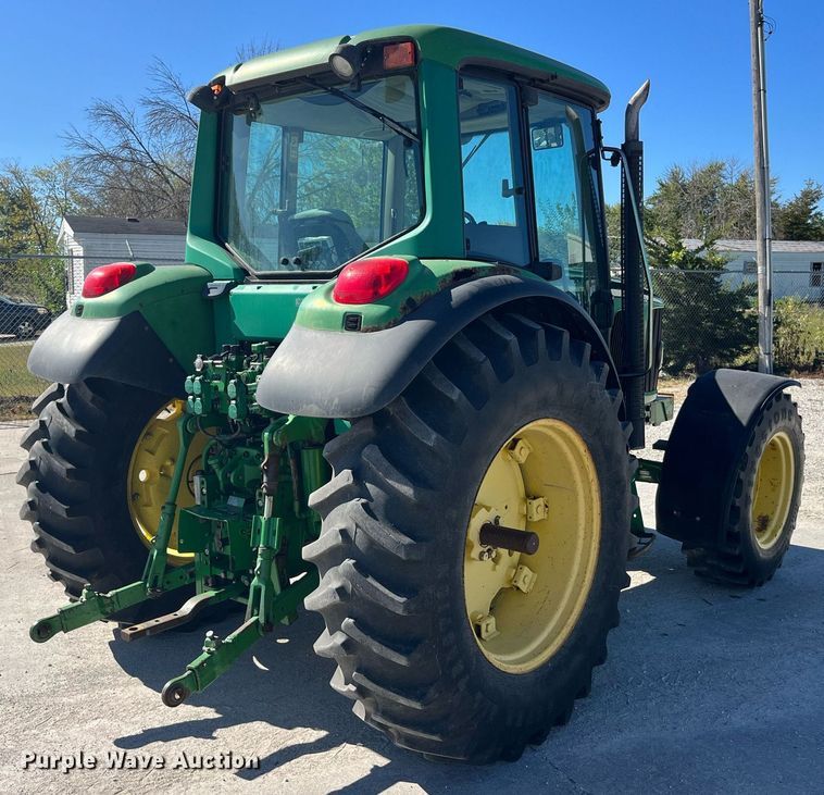 image for item DP2103 2006 John Deere 6420  MFWD tractor