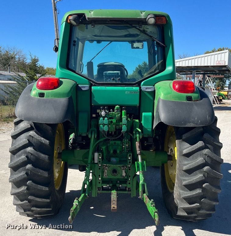 image for item DP2103 2006 John Deere 6420  MFWD tractor