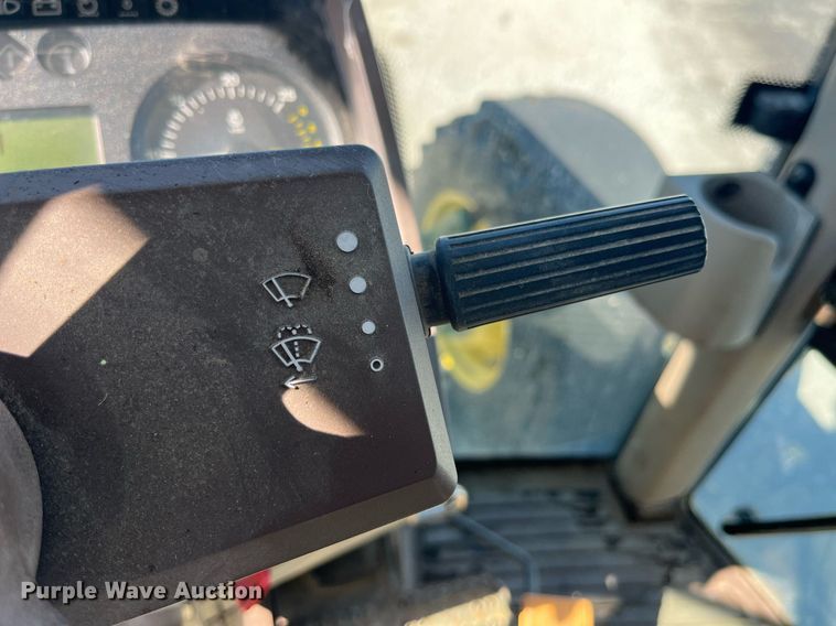 image for item DP2103 2006 John Deere 6420  MFWD tractor