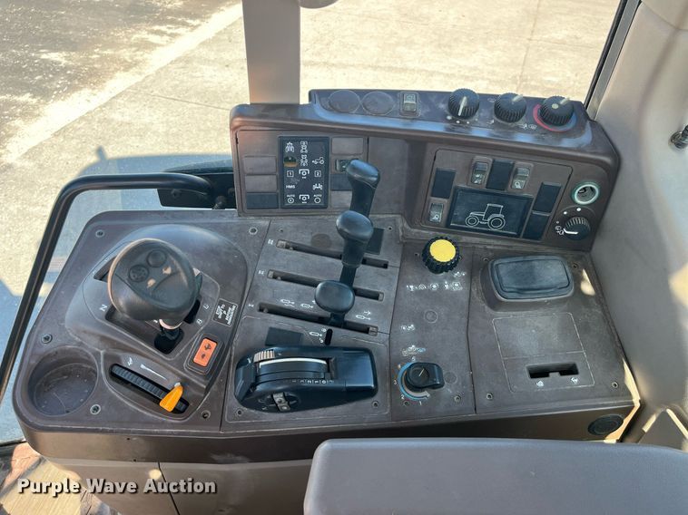 image for item DP2103 2006 John Deere 6420  MFWD tractor