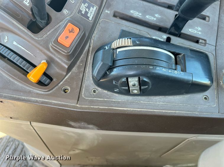 image for item DP2103 2006 John Deere 6420  MFWD tractor