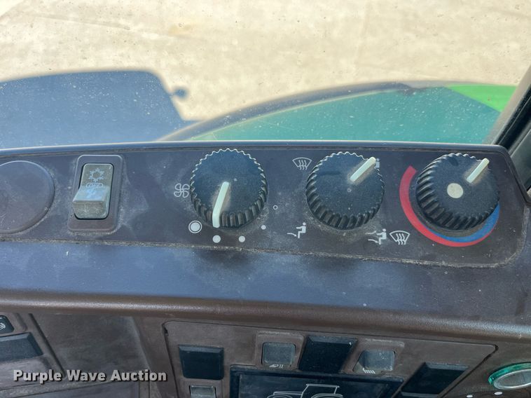 image for item DP2103 2006 John Deere 6420  MFWD tractor