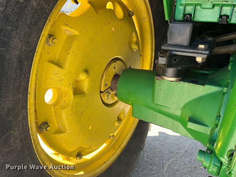 image for item DP2103 2006 John Deere 6420  MFWD tractor