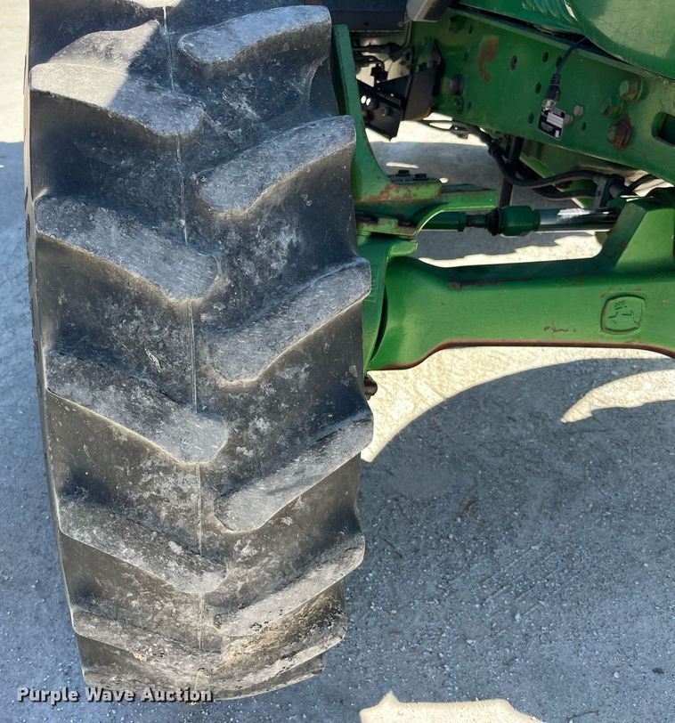 image for item DP2103 2006 John Deere 6420  MFWD tractor