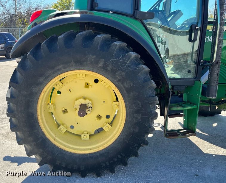 image for item DP2103 2006 John Deere 6420  MFWD tractor