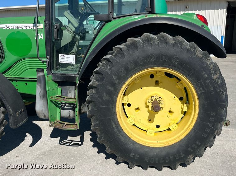image for item DP2103 2006 John Deere 6420  MFWD tractor