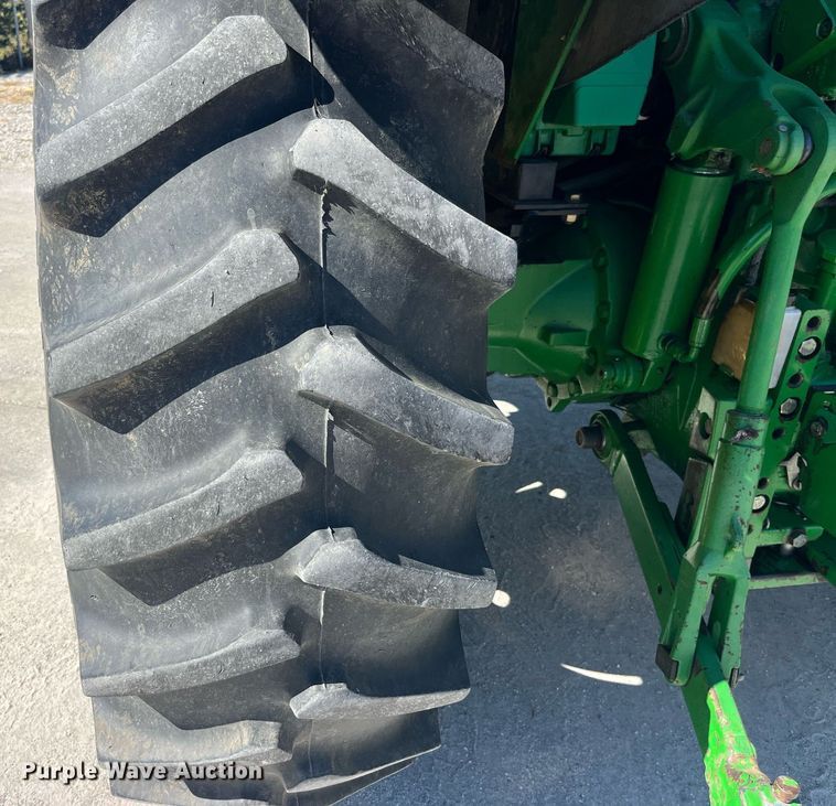 image for item DP2103 2006 John Deere 6420  MFWD tractor