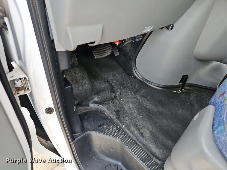 image for item DP2447 2017 Ford Econoline E450  shuttle bus