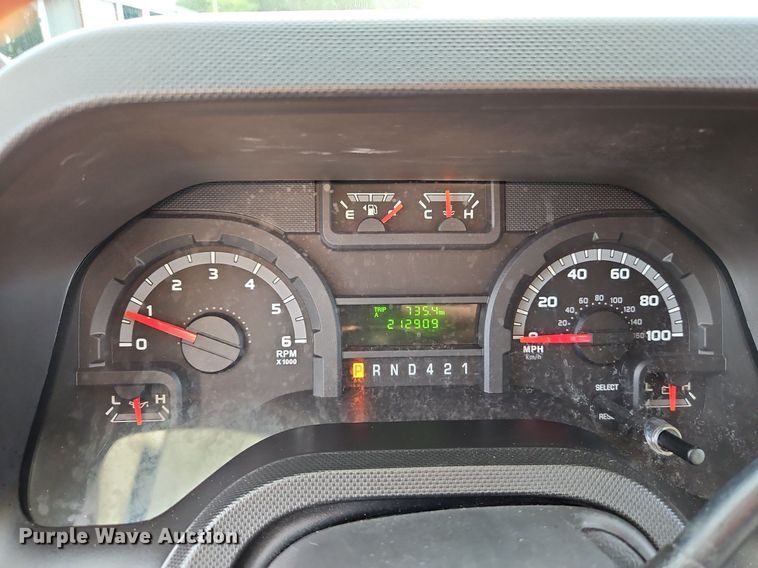 image for item DP2447 2017 Ford Econoline E450  shuttle bus