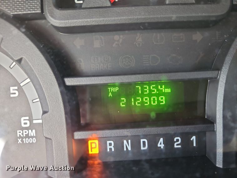 image for item DP2447 2017 Ford Econoline E450  shuttle bus