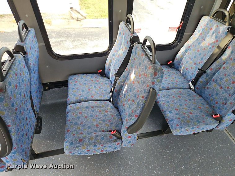 image for item DP2447 2017 Ford Econoline E450  shuttle bus