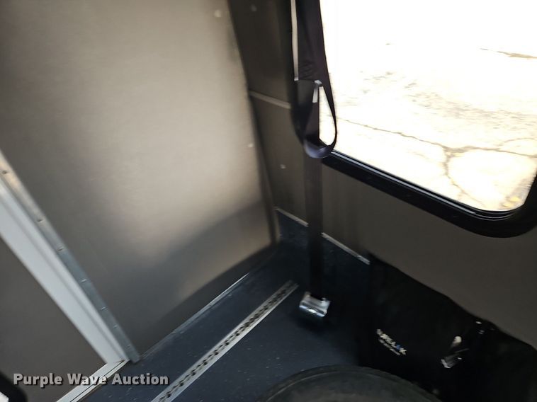 image for item DP2447 2017 Ford Econoline E450  shuttle bus