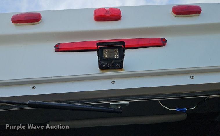 image for item DP2447 2017 Ford Econoline E450  shuttle bus