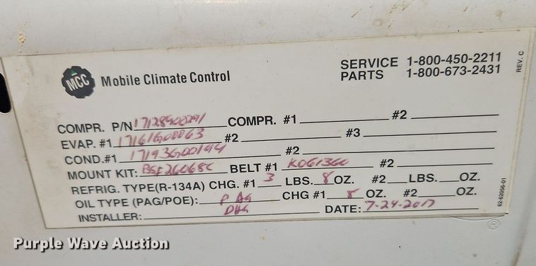 image for item DP2447 2017 Ford Econoline E450  shuttle bus