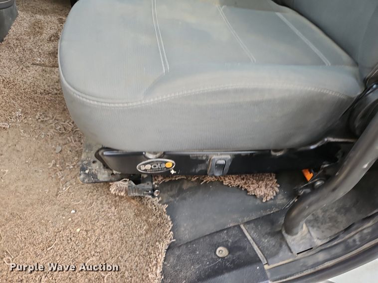 image for item DP2449 2006 Freightliner Business Class M2  semi truck