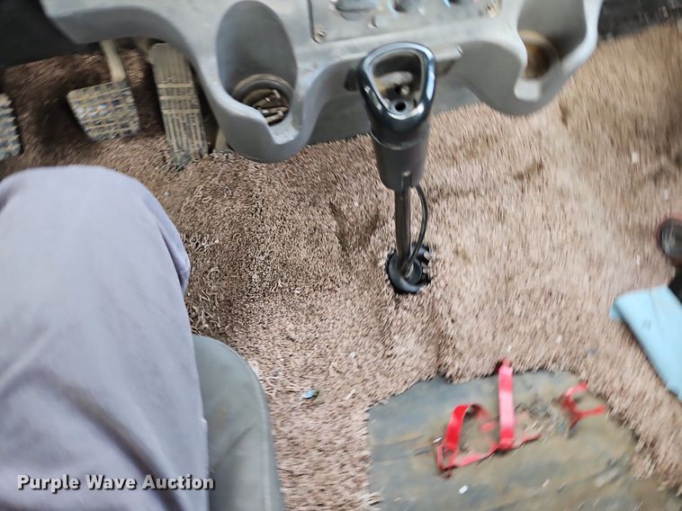 image for item DP2449 2006 Freightliner Business Class M2  semi truck