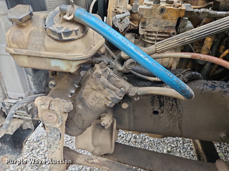 image for item DP2449 2006 Freightliner Business Class M2  semi truck