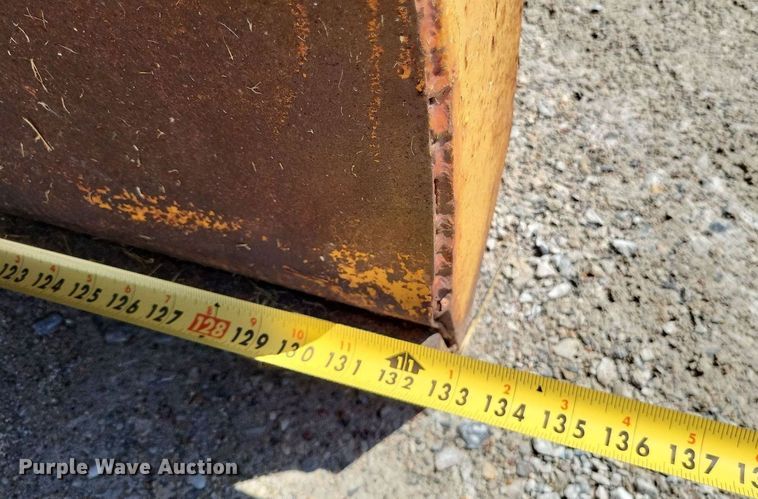 image for item DP5260 1998 International 4900  dump truck