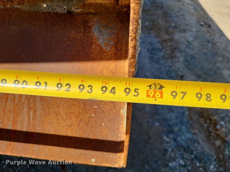 image for item DP5260 1998 International 4900  dump truck