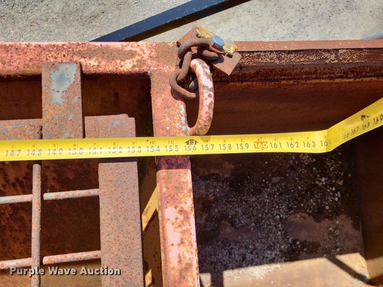 image for item DP5260 1998 International 4900  dump truck