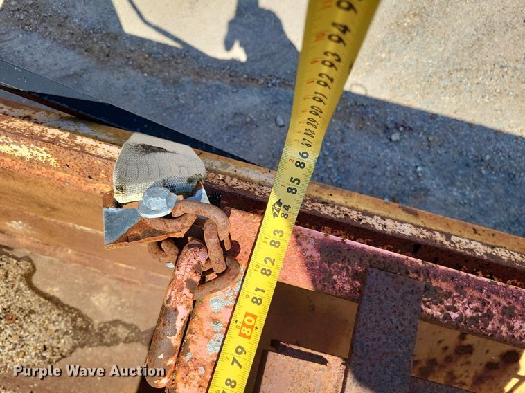 image for item DP5260 1998 International 4900  dump truck