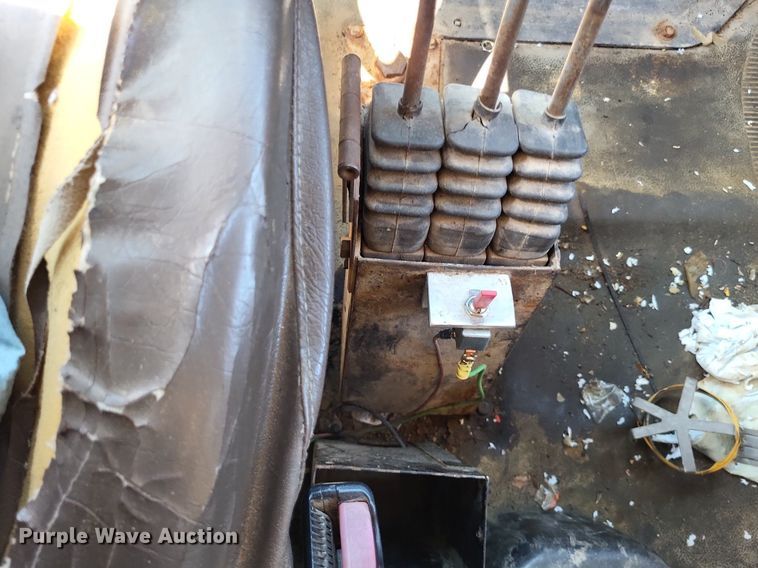 image for item DP5260 1998 International 4900  dump truck