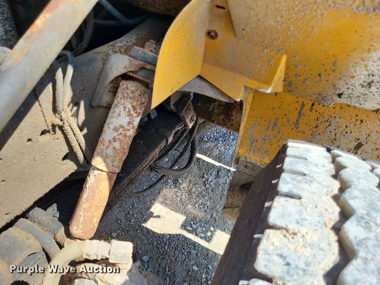 image for item DP5260 1998 International 4900  dump truck