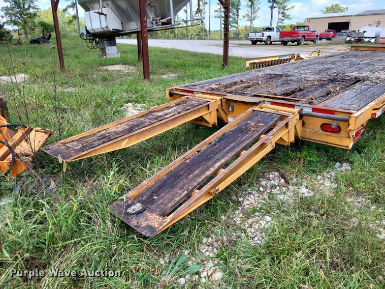 image for item DP5276 2005 Econoline MP1226PP  tilt deck equipment trailer