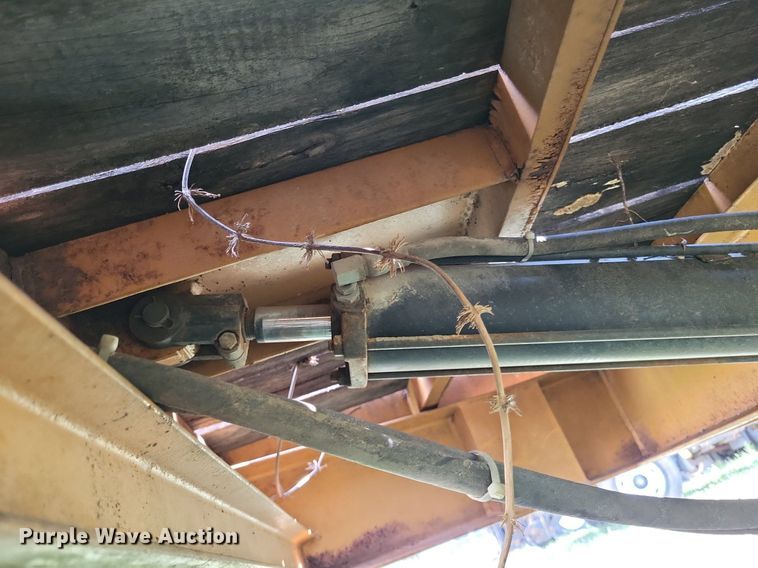 image for item DP5276 2005 Econoline MP1226PP  tilt deck equipment trailer