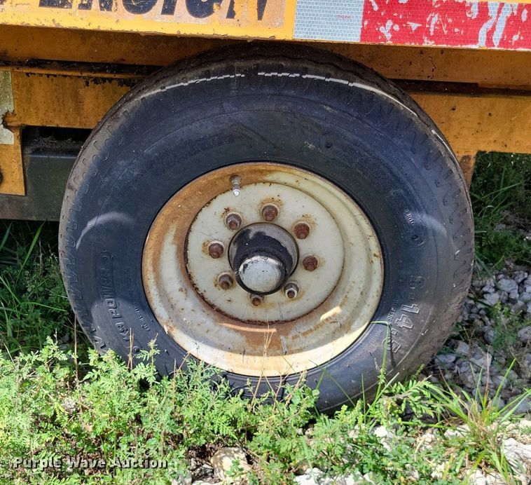 image for item DP5276 2005 Econoline MP1226PP  tilt deck equipment trailer