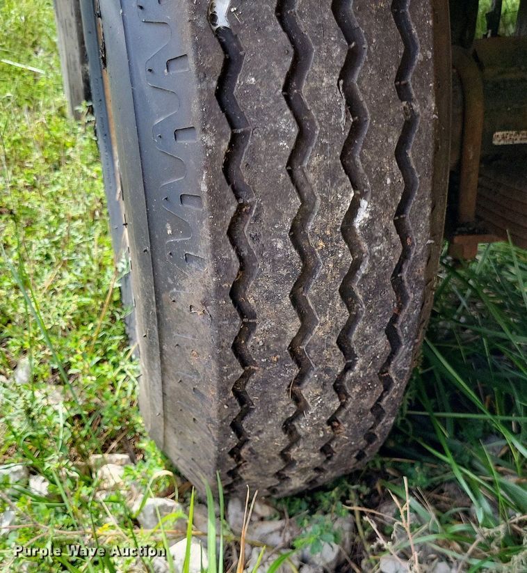 image for item DP5276 2005 Econoline MP1226PP  tilt deck equipment trailer