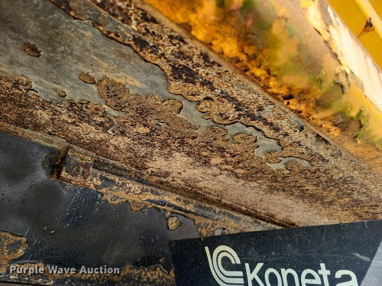 image for item DP5277 2004 Sterling L-Line  dump truck