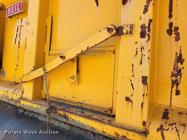 image for item DP5277 2004 Sterling L-Line  dump truck