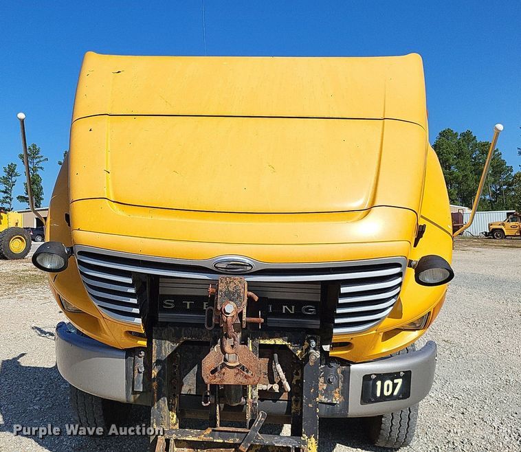 image for item DP5277 2004 Sterling L-Line  dump truck