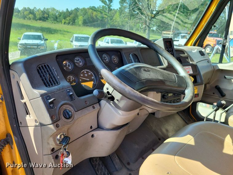 image for item DP5277 2004 Sterling L-Line  dump truck