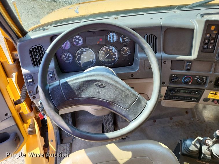 image for item DP5277 2004 Sterling L-Line  dump truck