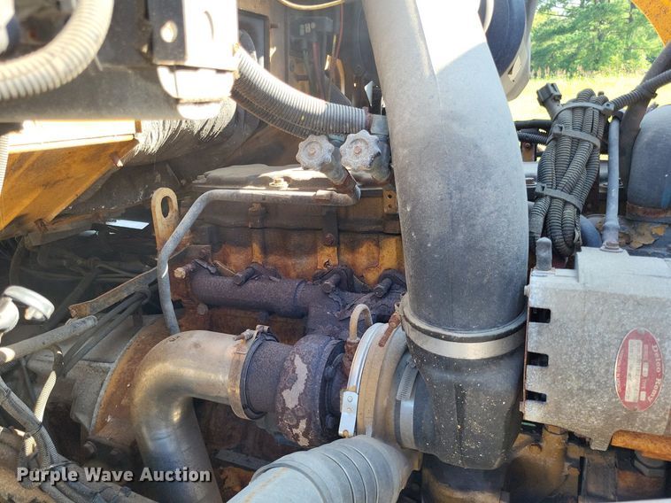 image for item DP5277 2004 Sterling L-Line  dump truck